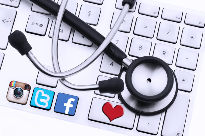 redes sociales y medicos