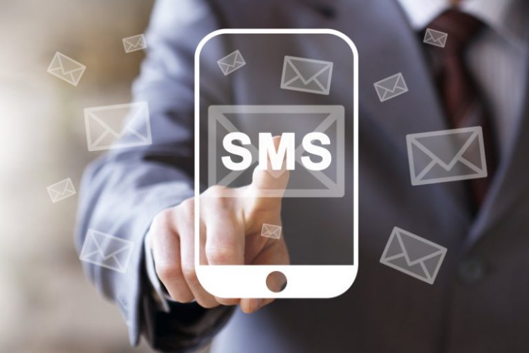 ¿Cómo diseñar campañas de SMS masivos este Black Friday 2021?